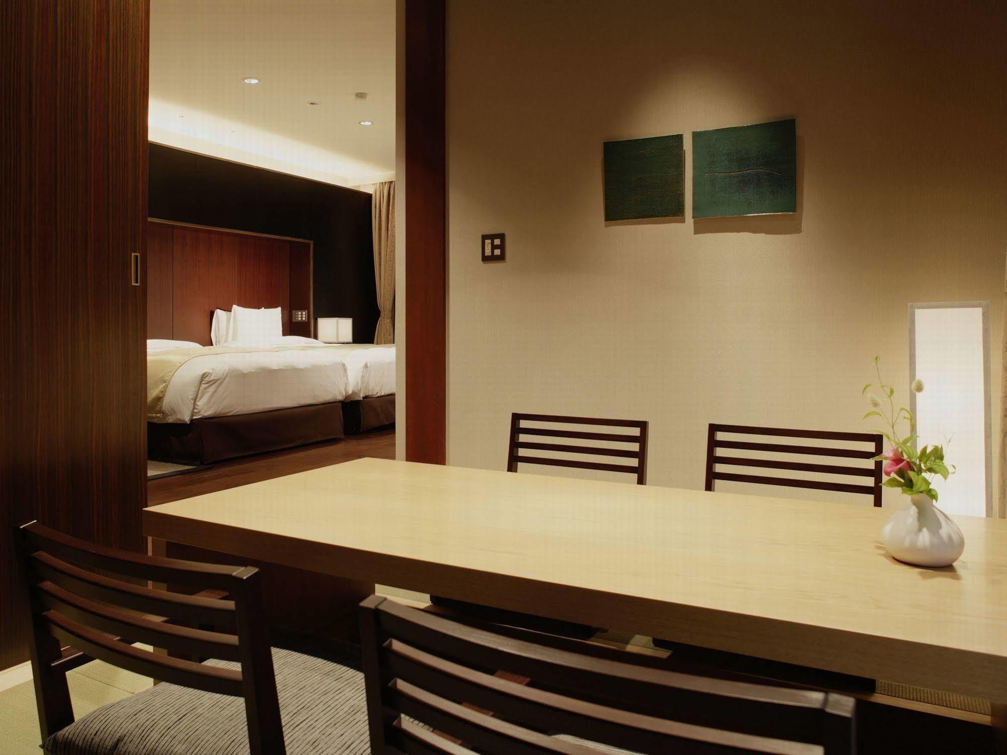 Fufu Atami Hotel Exterior photo
